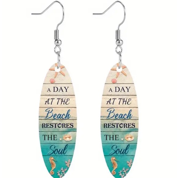 Surfboard dangle earrings! NIP - Picture 2 of 2